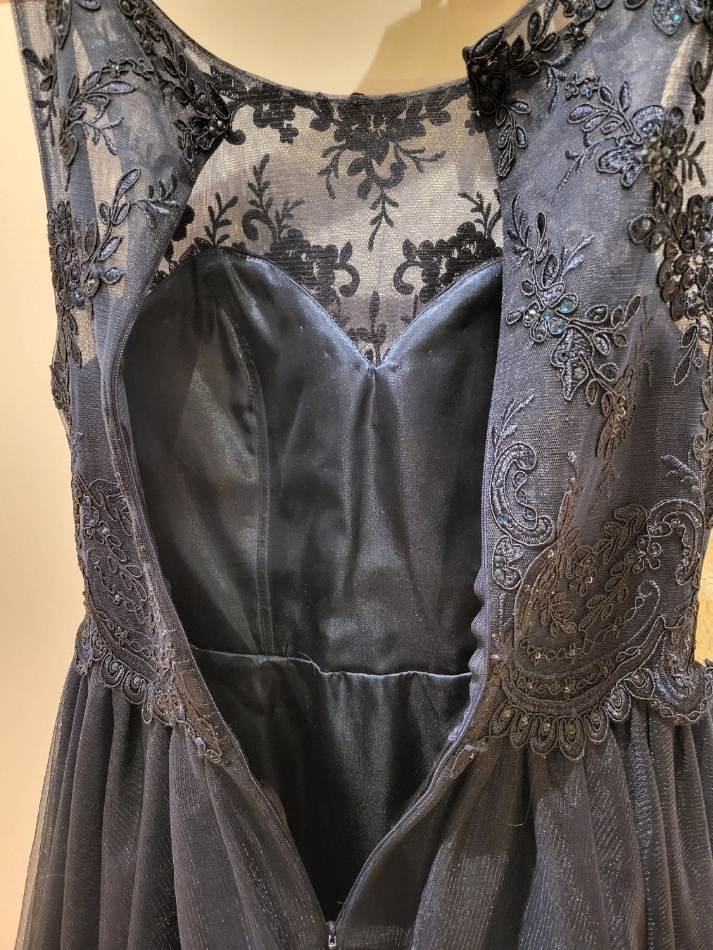 Vestiti: Abendkleid Knielang Gr.38  – Usato da Thun venduto da Schnabel2.0 4