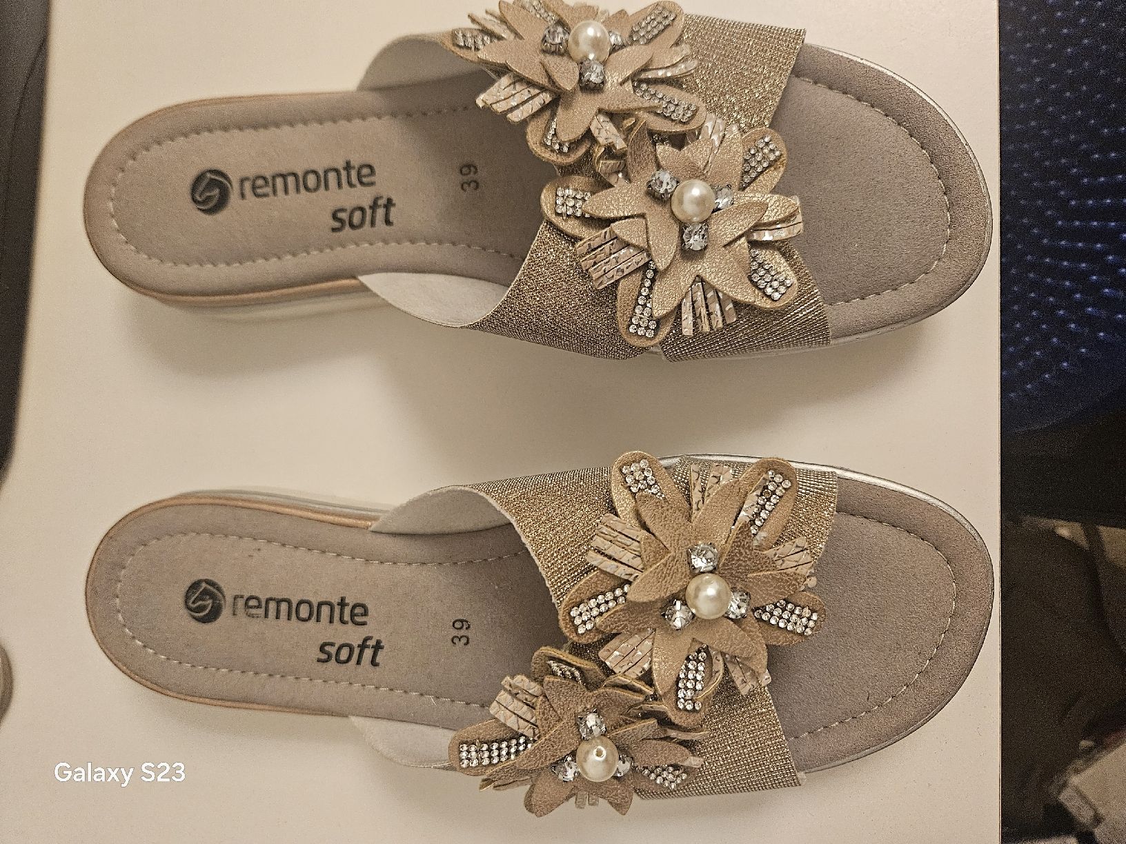 Scarpe da donna: Remonte Soft Pantoletten - 39 – Usato da Bünzen venduto da Milly32 5