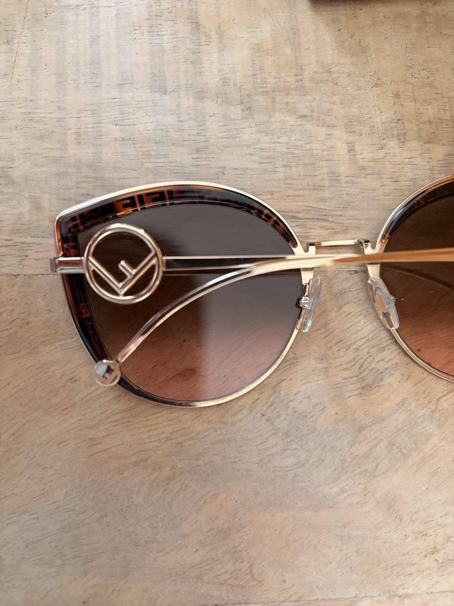 Fendi Occhiali & Lenti: Lunettes de soleil Fendi – Usato da Crans VS venduto da yor_n5h8 4