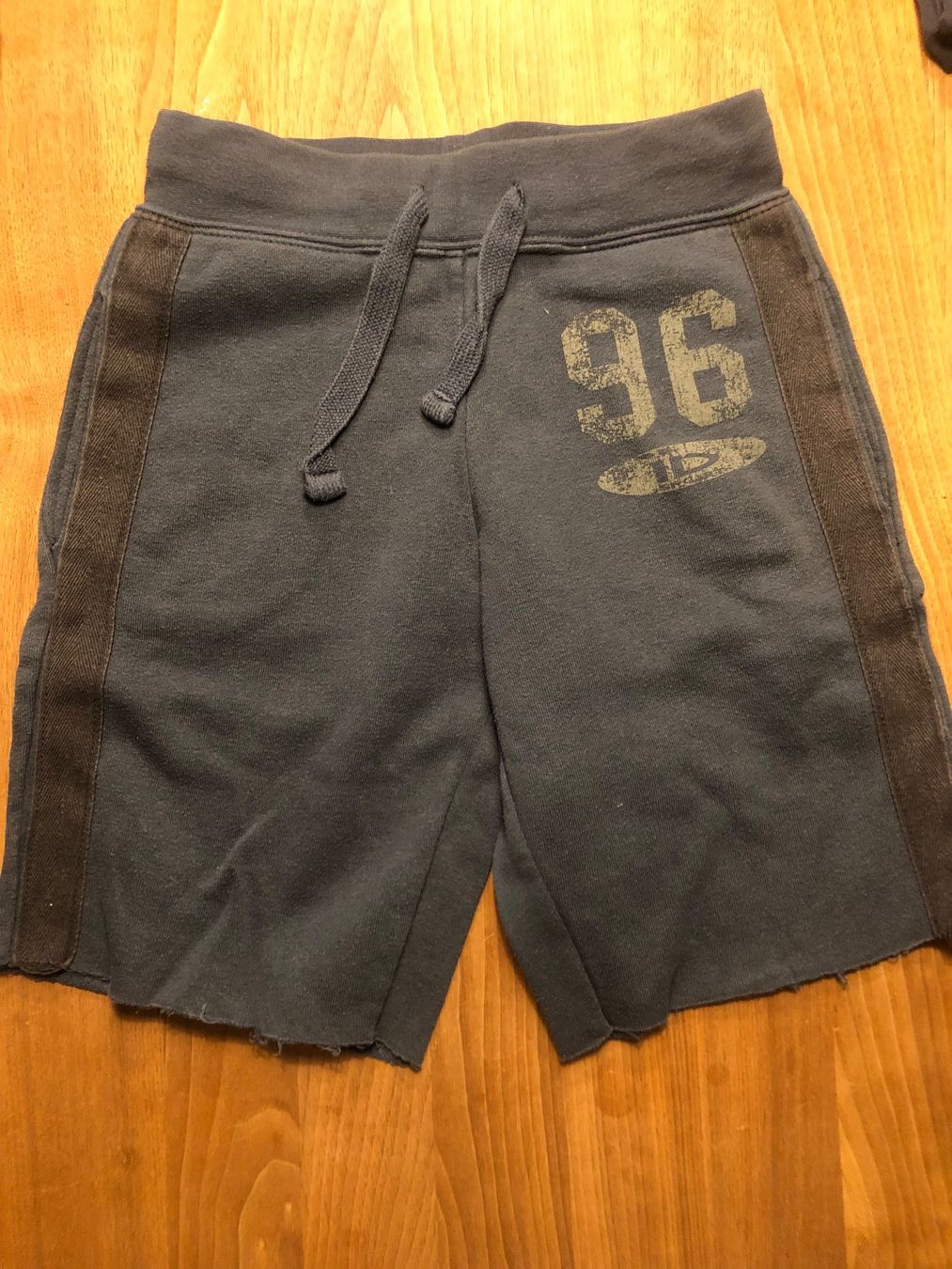 Pantaloni: SHORTS 108 – Usato da Wattwil venduto da jopara