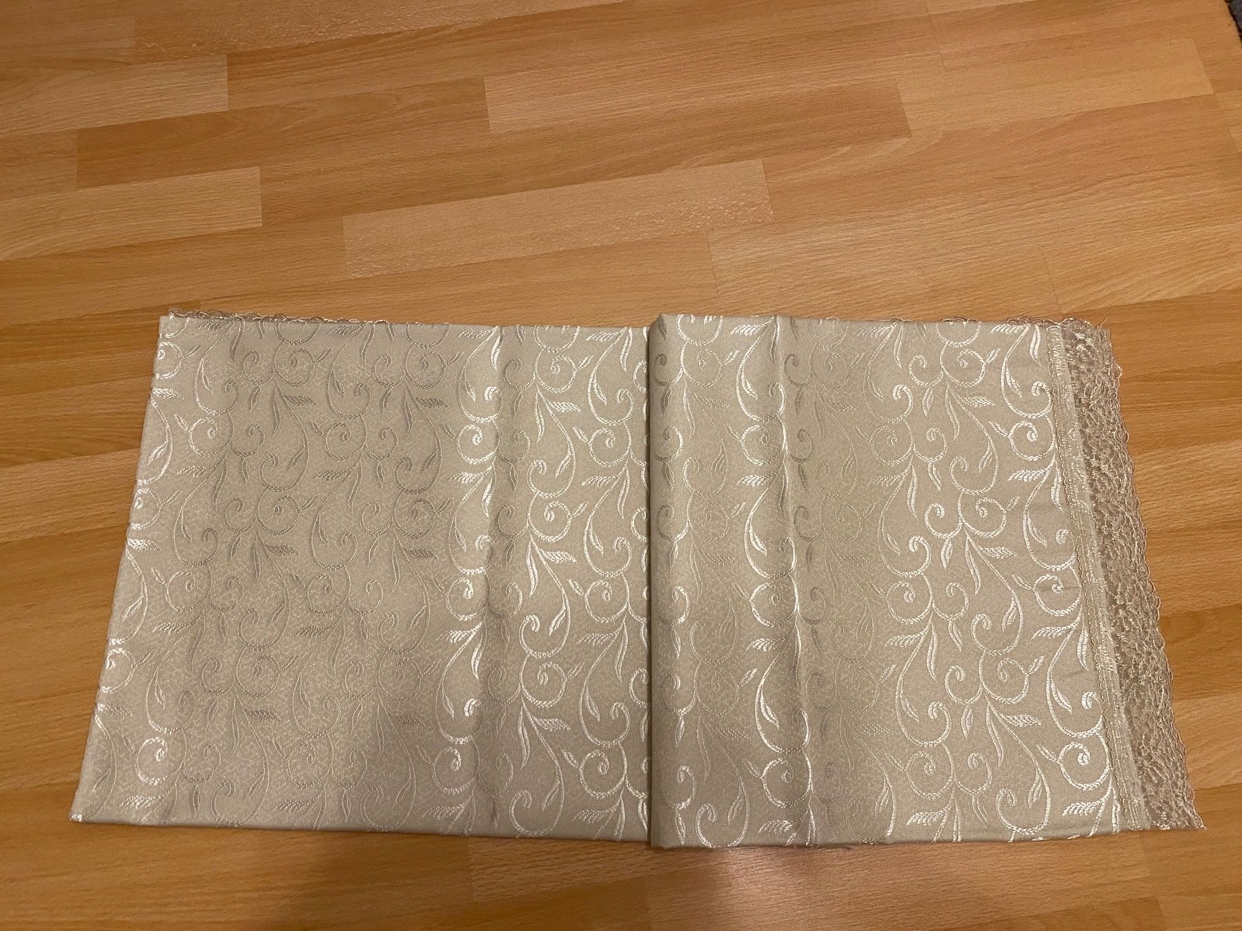 Autre linge de table: Tischtuch – Neuf avec emballage d'origine à Buchrain par Sisi83 1