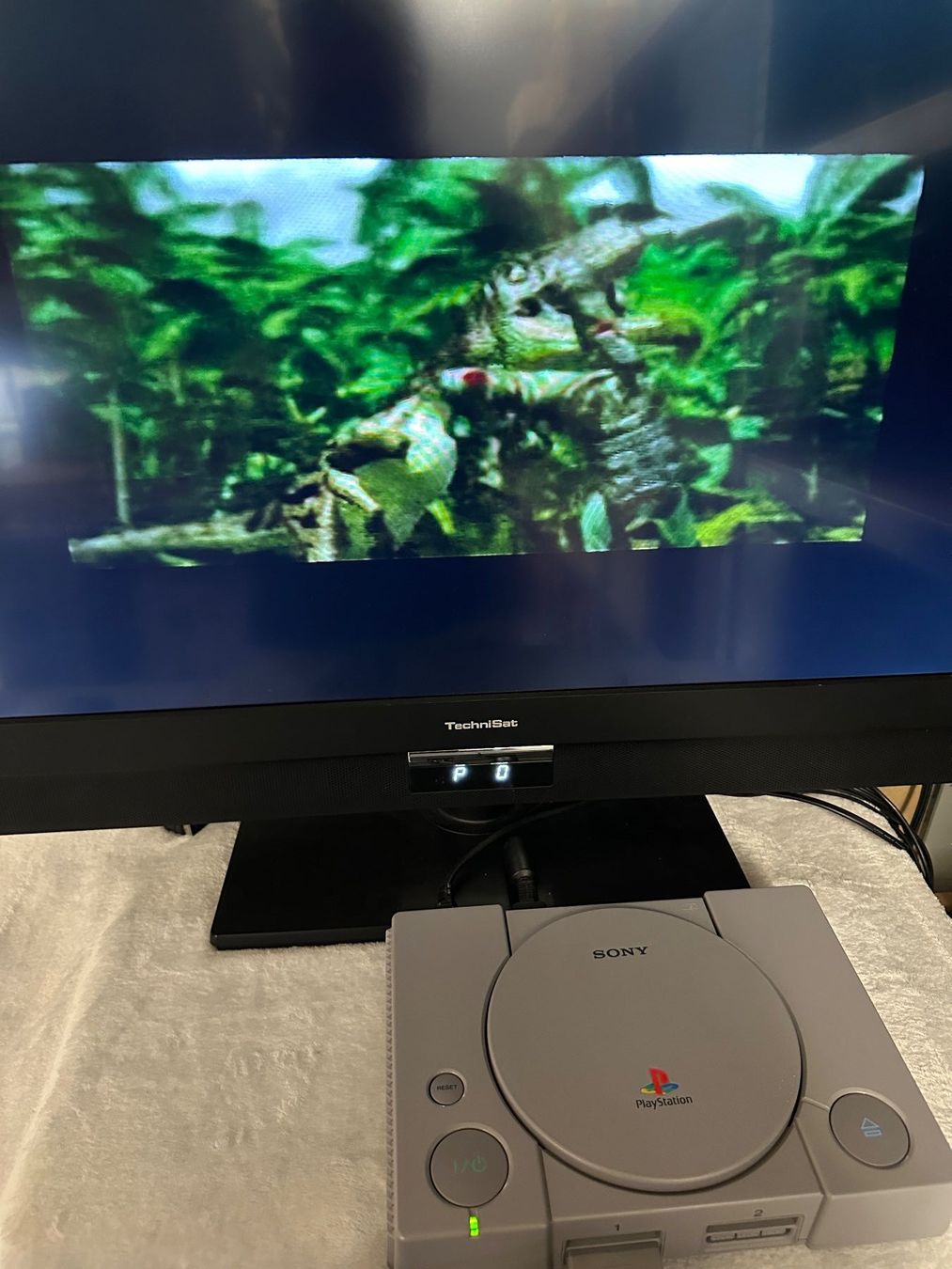 Spiele: Playstation 1 PSX  PS1 Dino Crisis 2 – Gebraucht aus Kappel SO von MyFunBox 3