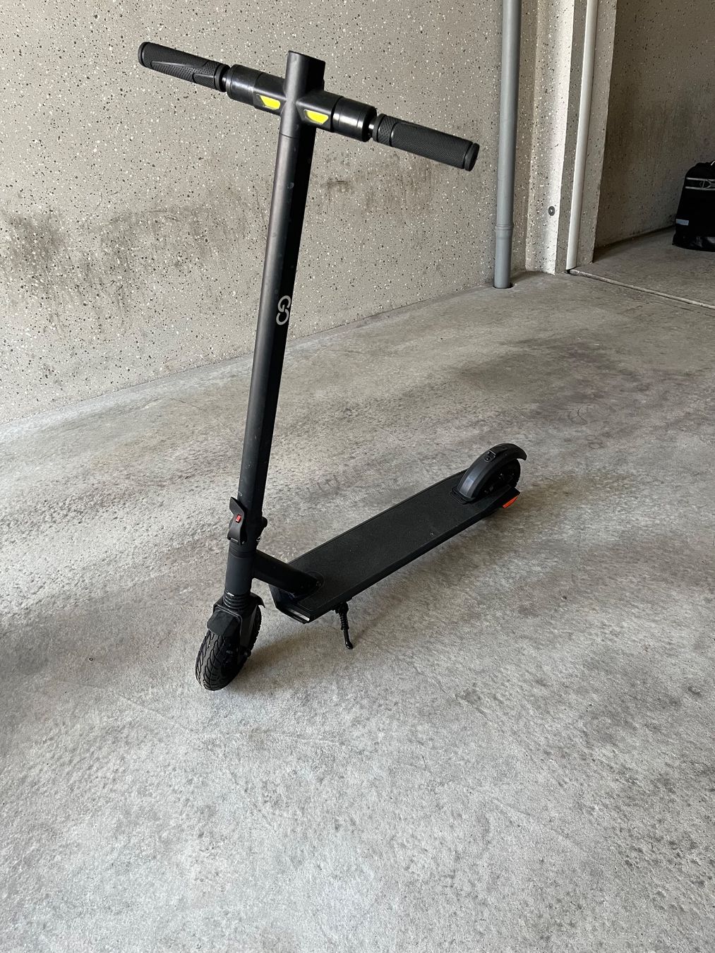 Scooter: E-Scooter – Usato da Zäziwil venduto da remo22