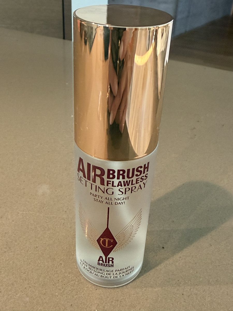 Charlotte Tilbury Make-up: Charlotte Tilbury Airbrush Flawless Setting Spray 100ml – Nuovo (secondo la descrizione) da Ottenbach venduto da Suni_82