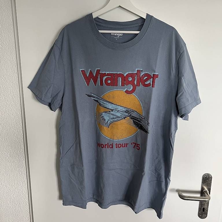T-shirt: Blaues Wrangler Shirt, Grösse L – Usato da Neerach venduto da twerner1