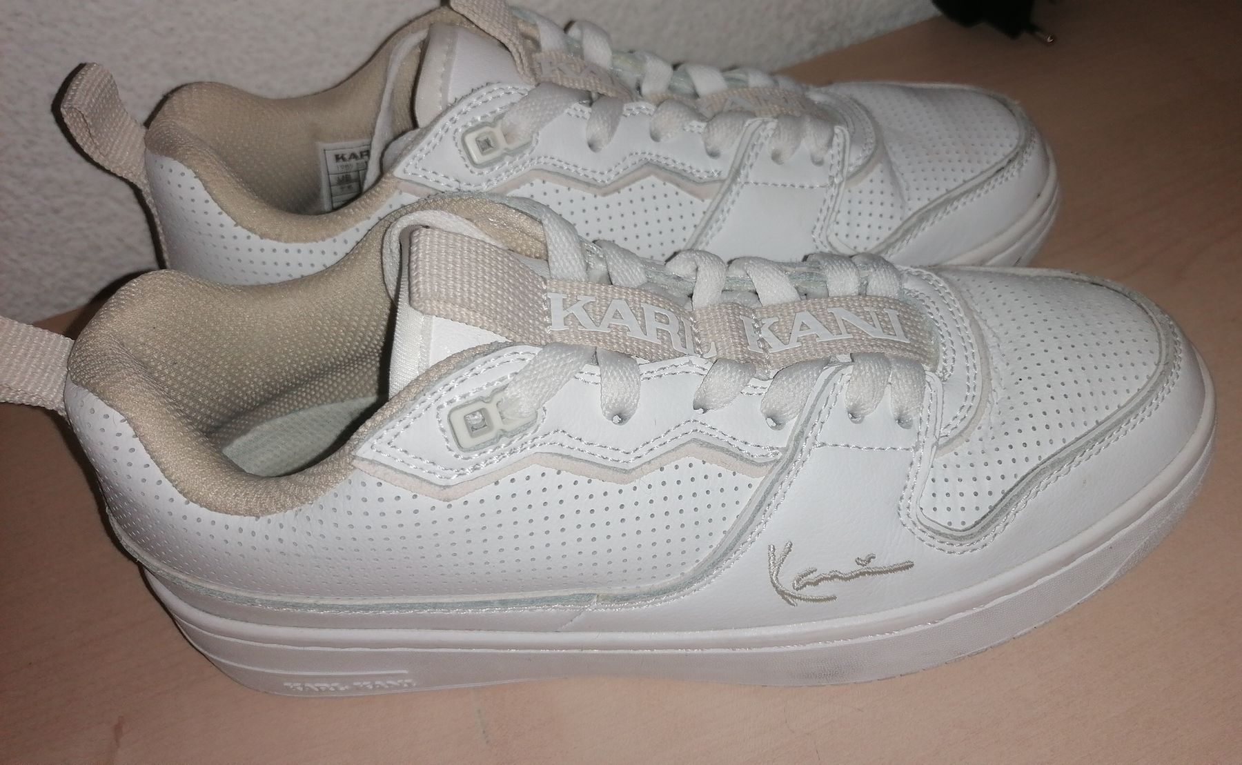 Herrenschuhe: Karl Kani Turnschuhe - Grösse 38.5 – Gebraucht aus Brunnadern von -Amarilis- 1
