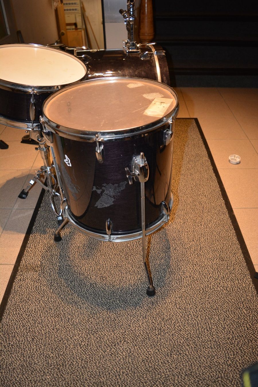 Strumenti musicali: WORLD MAX  8 TEILIGES  DRUM SET – Usato da Weissbad venduto da Usw63 2