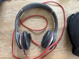 Beats Solo