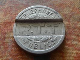 Jeton " PTT  Téléphones Publics / République Française"  (F)