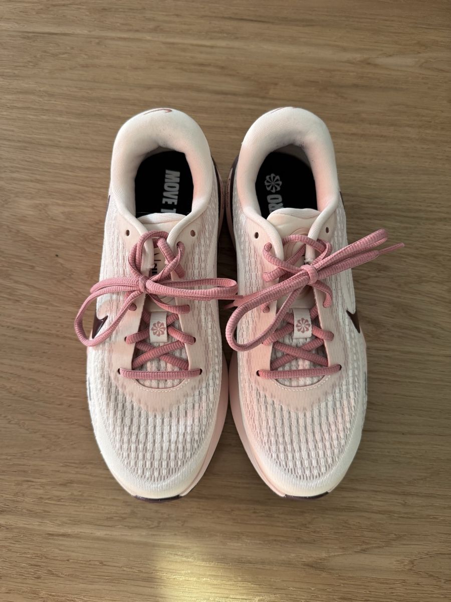 Nike Chaussures femmes: Nike Journey Run – Neuf (Voir description) à Luzern par yae_c877 1
