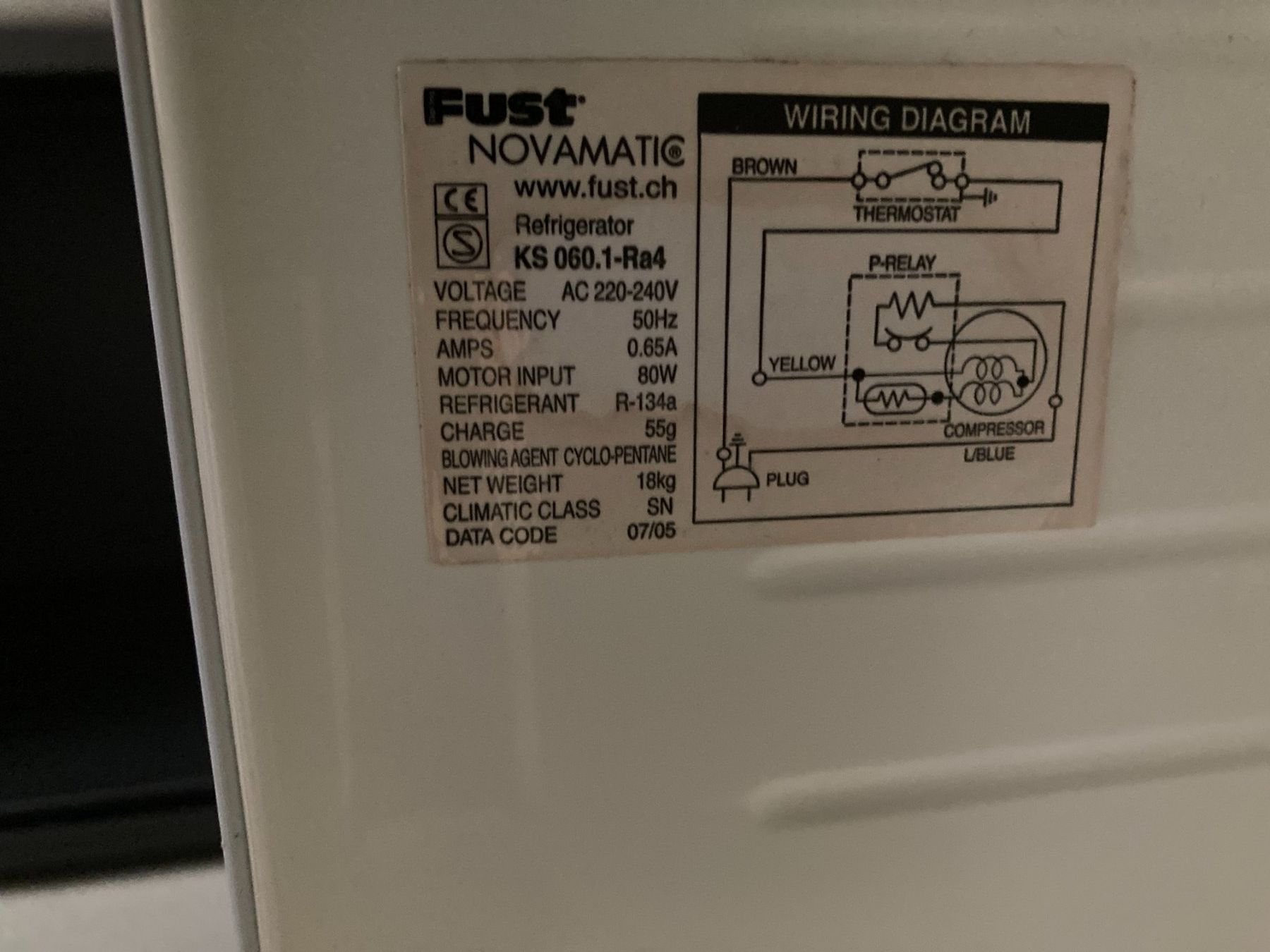 Novamatic Frigoriferi: Novamatic KS060.1-Ra4 Kühlschrank – Usato da Seuzach venduto da rotor82 4