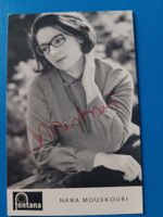 Nana Mouskouri - Handsignierte Karte von 1968