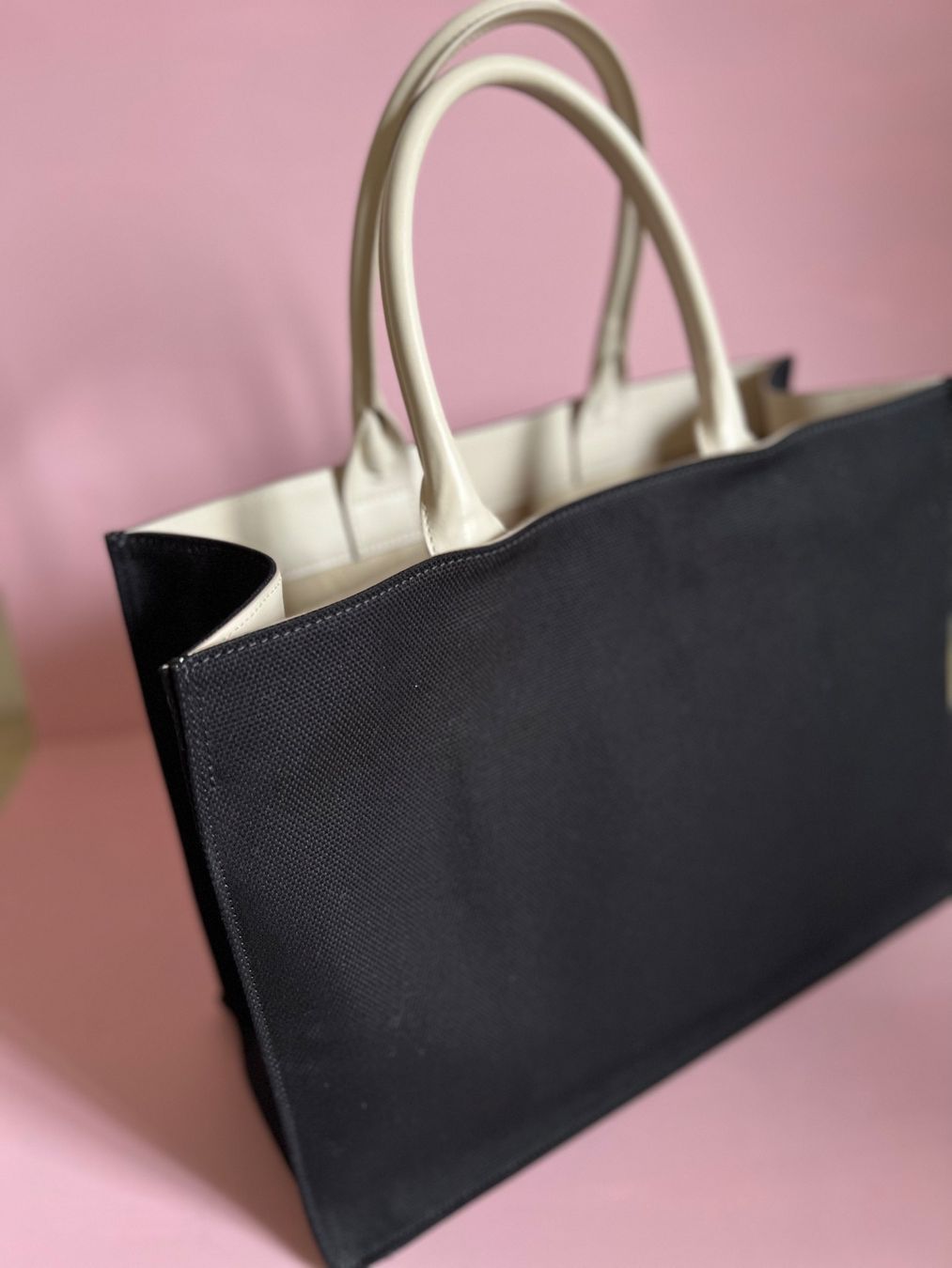Maison Mollerus Borse da donna: Maison Mollerus Glow Shopper! – Nuovo (secondo la descrizione) da Fischbach LU venduto da Dear.Luki 2