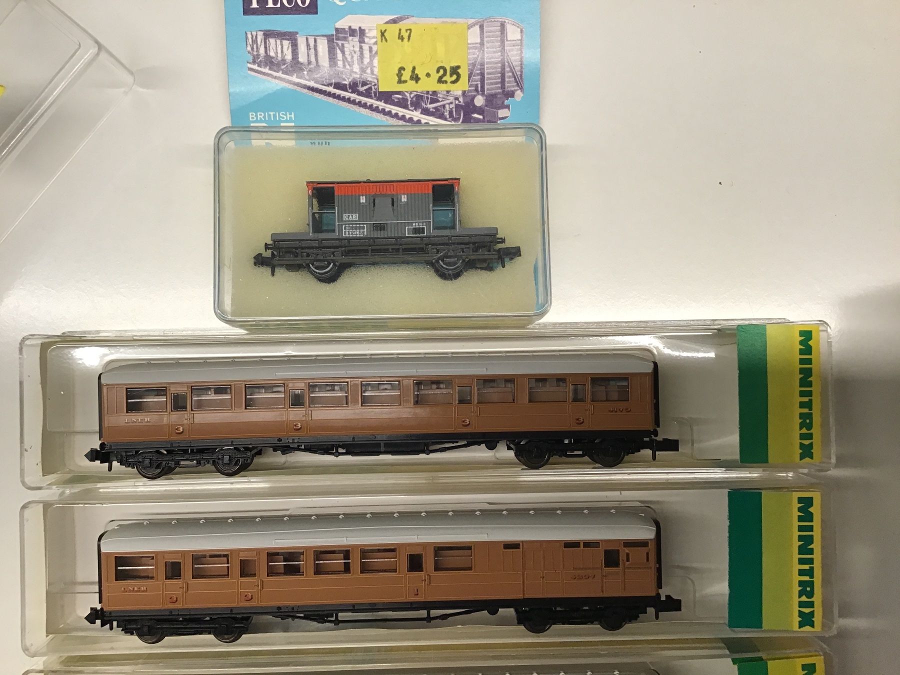 Trix Modelleisenbahnen: MINITRIX ENGLISCHER ZUG – Gebraucht aus Männedorf von Modellbau-wyss 1