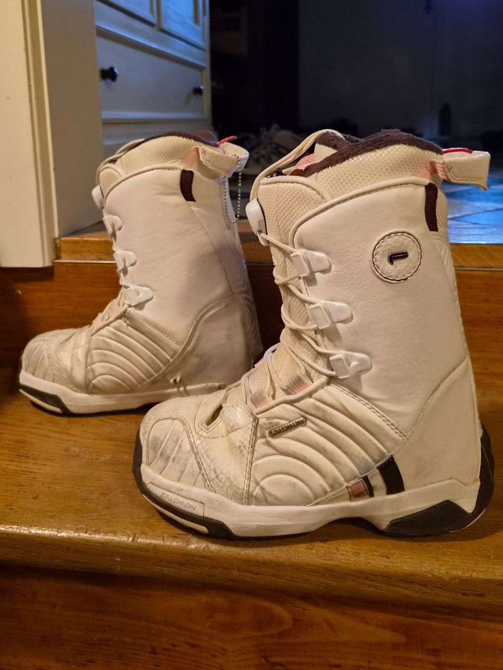 Salomon Damenschuhe: Salomon Snowboardschuhe Gr.39 2/3 – Gebraucht aus Oberrieden von Raja011 4