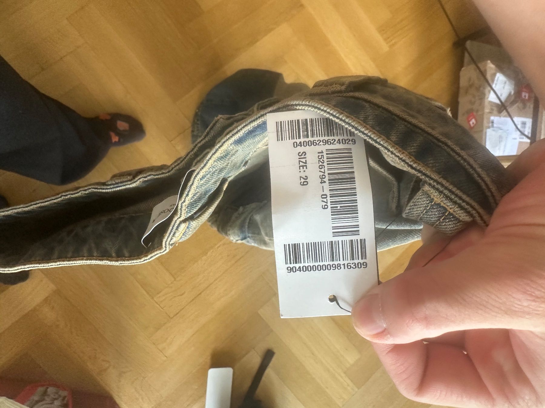 Golden Goose Pantaloni: Pantalon Golden-goose  Cargo – Nuovo e nell'imballaggio originale da Genève venduto da jul_b6mw 2