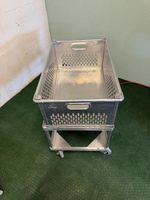 Stahlkorb auf Rollen Aluminium mit Griffen und Gestell