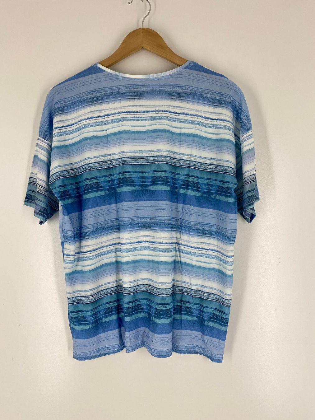 T-shirt: T-Shirt Clarina, Grösse 44 – Usato da Mülligen venduto da Chleeblatt1941 1