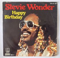 STEVIE WONDER - HAPPY BIRTHDAY