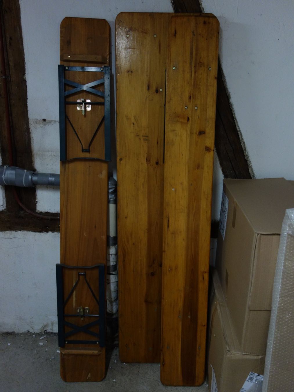 Set de table et chaises: Festzeltgarnitur  3 teilig – D'occasion à Rietheim par broethli
