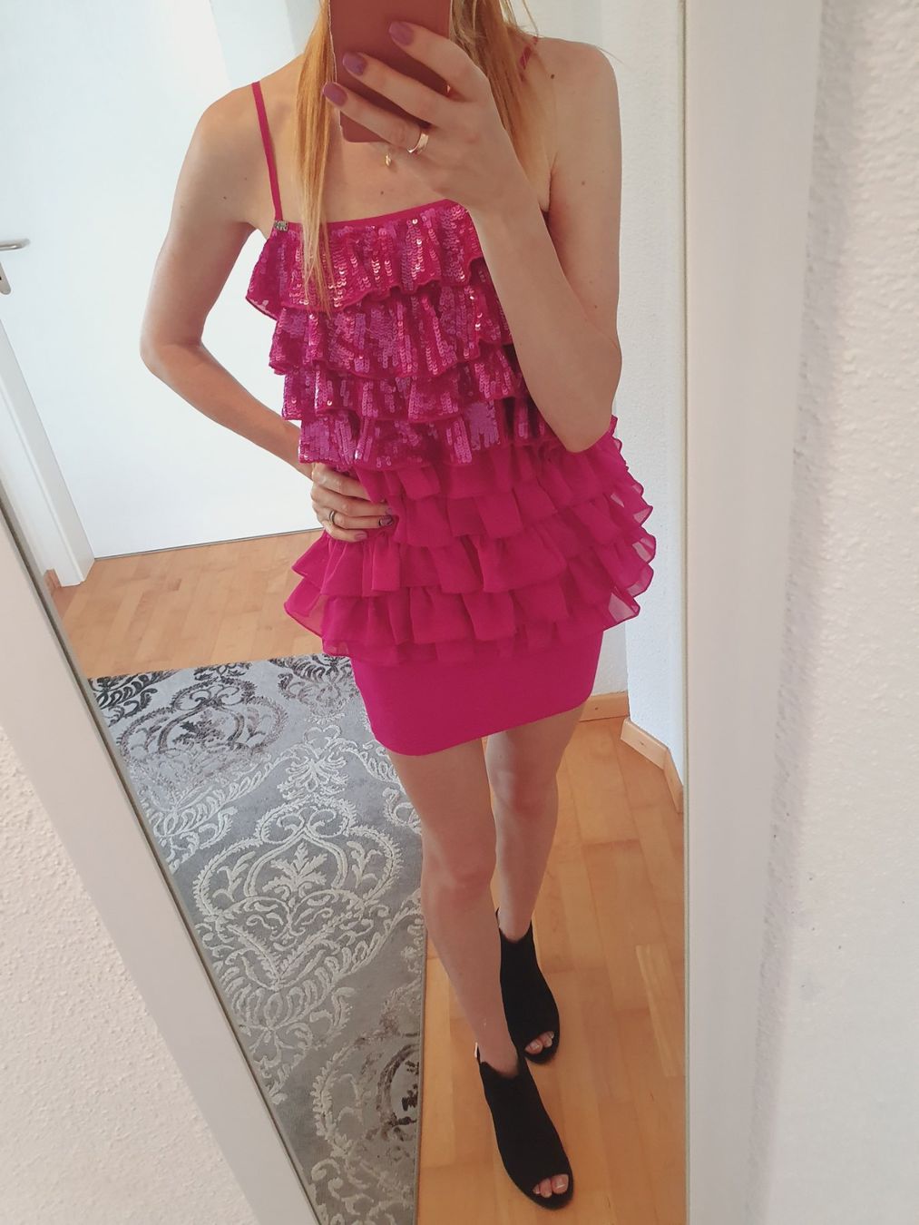 Miss Sixty Vestiti: Kleid. Marke Miss Sixty – Usato da Kriessern venduto da Bugggyyy 2