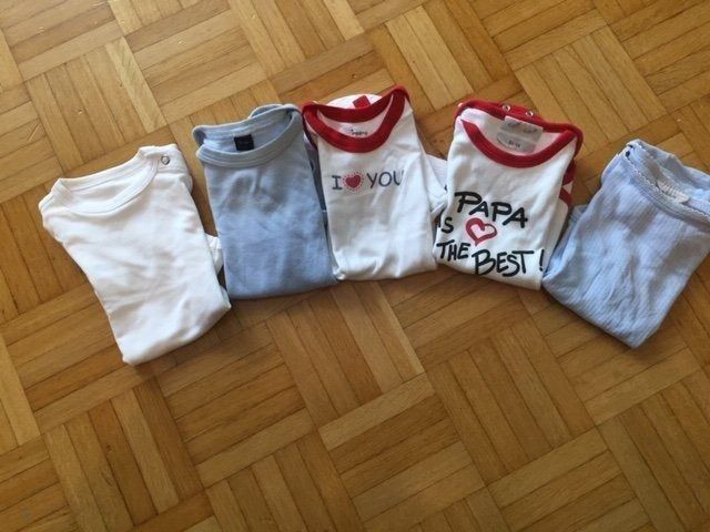 Lotti & Set di vestiti: Kleiderpaket 5-teilig Junge Gr.  62 / 68 – Usato da Emmen venduto da Aribini 1