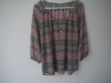 REPEAT Bluse / locker geschnitten aus 100% Viskose / Gr.40
