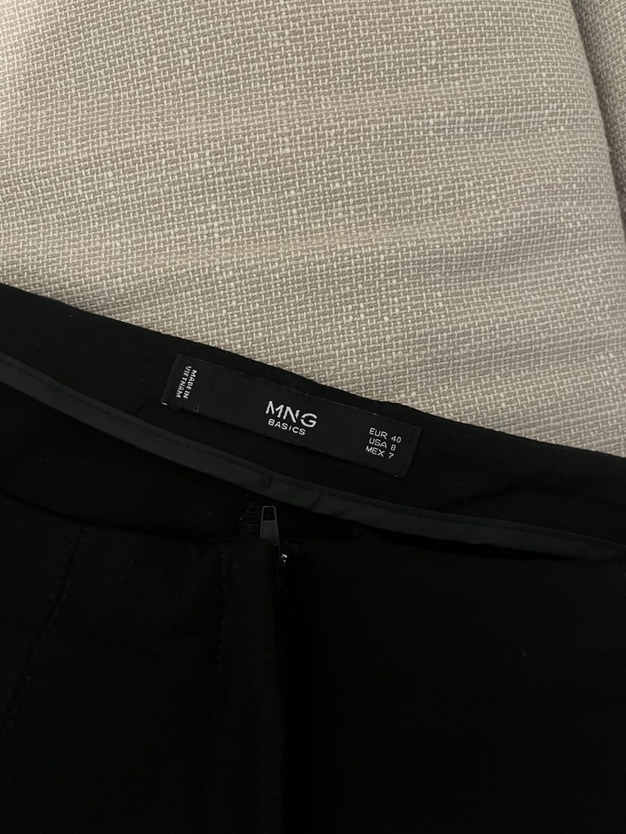 Mango Pantaloni: Stylish Mango Black Pants - Size 40 - great condition! – Usato da Mies venduto da Nib2011 3