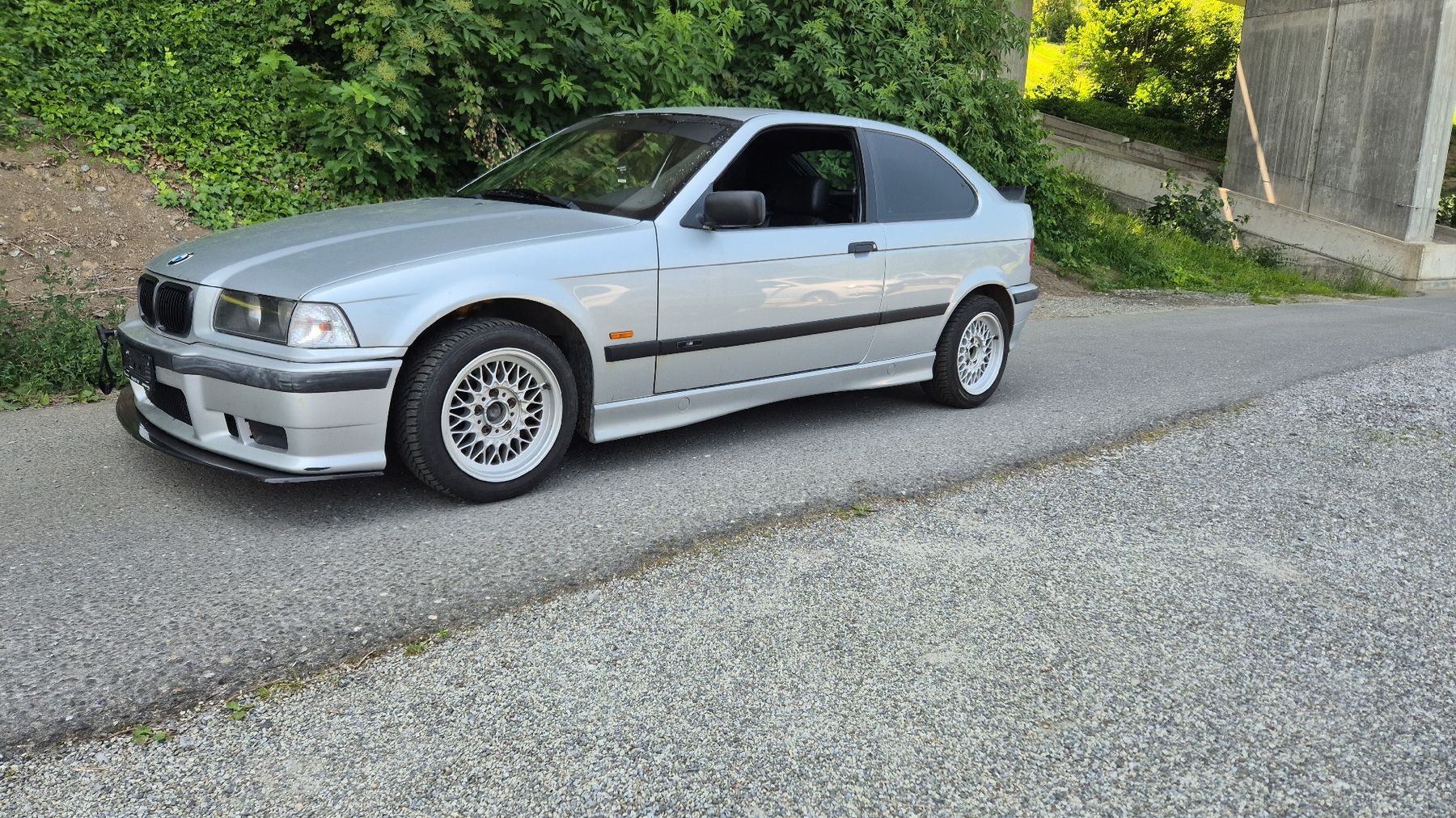 BMW Automobili: BMW e36 323i – Usato da Beckenried venduto da sim_mg9x 1