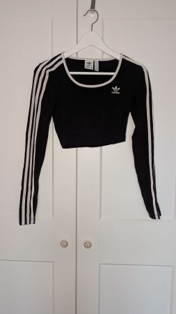 Crop Sweatshirt ADIDAS schwarz-weiss, Grösse XS