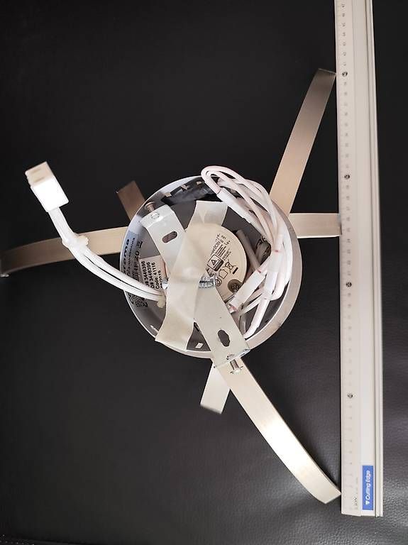 Conforama Lampes: Lampada per soffitto LED Dali – D'occasion à Locarno par DarjaRonco 3
