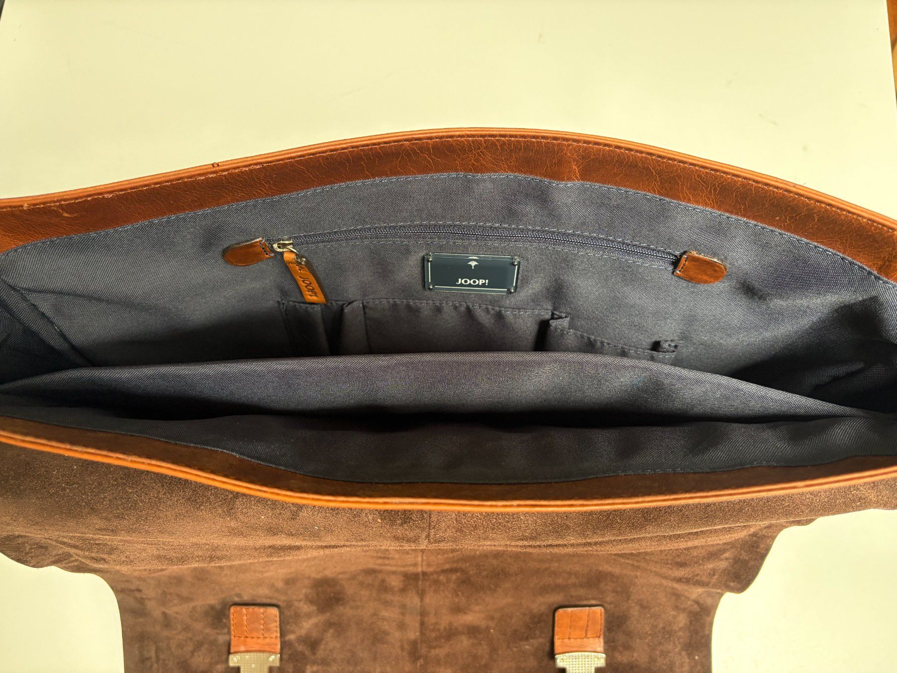 Joop Borse: Joop - Messenger Bag in Braun – Usato da Zug venduto da isdach 5