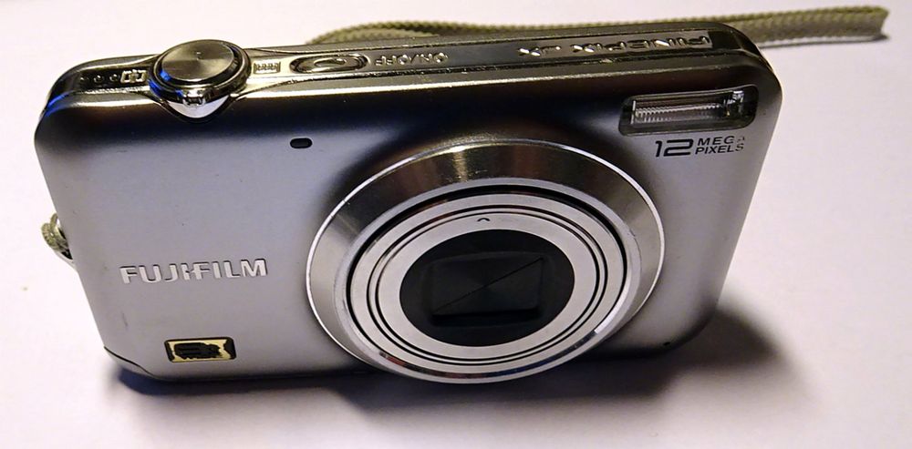 FUJIFILM 12 MEGA PIXEL JX220 (Gebraucht) in für CHF 21 – mit Lieferung ...