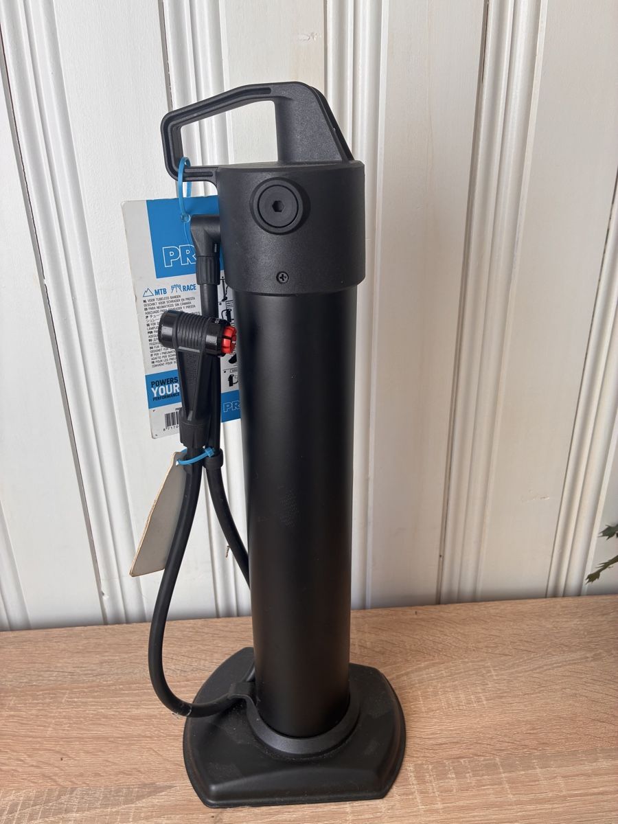 Kompressoren: Compresseur pro tubless – Neu und originalverpackt aus Beuson (Nendaz) von Pinkfloyd71 1