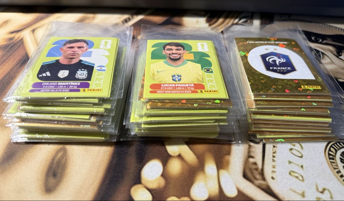 Panini Carte collezionabili: 300 Paninis WORLD Cup 2026  – Usato da Bellevue venduto da andrersousa 1