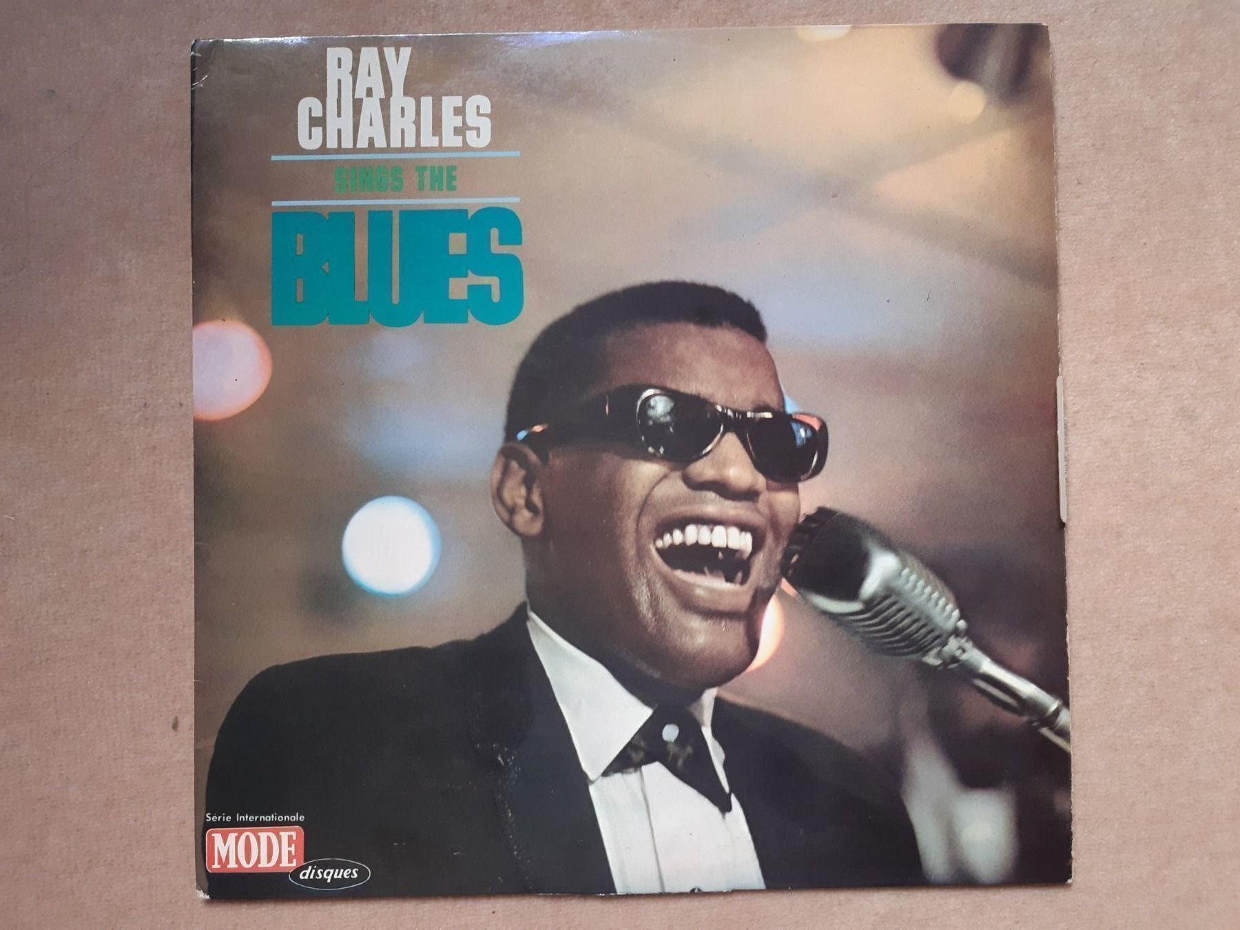 Dischi in vinile: Ray Charles sings the Blues – Usato da Chur venduto da adamante