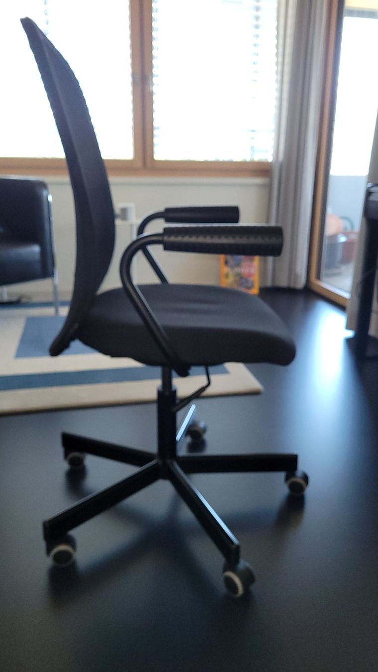 Ikea Stühle: Bürostuhl IKEA FINTAN – Gebraucht aus Winterthur von ellydia 1