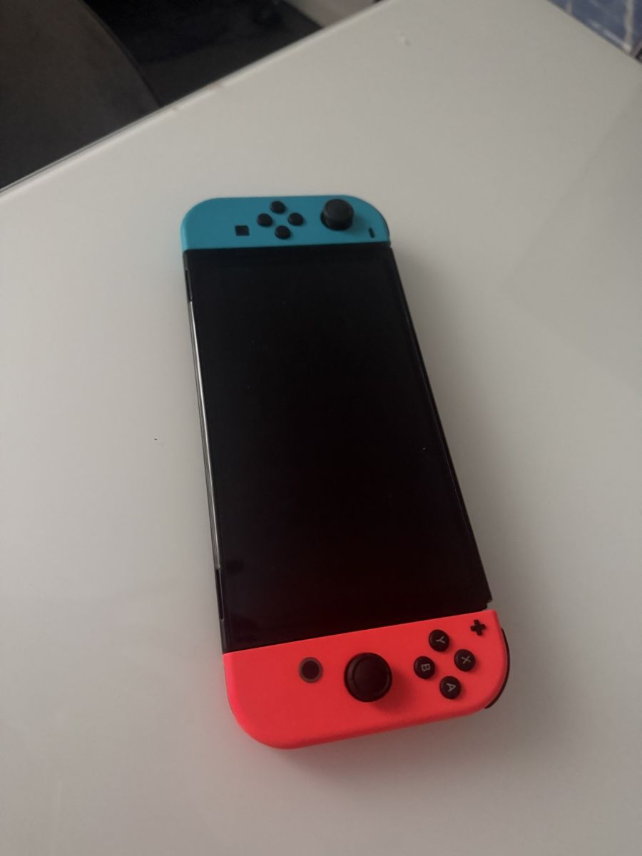 Nintendo Console: Nintendo Switch + Game – Nuovo (secondo la descrizione) da Niederglatt venduto da maerv 1