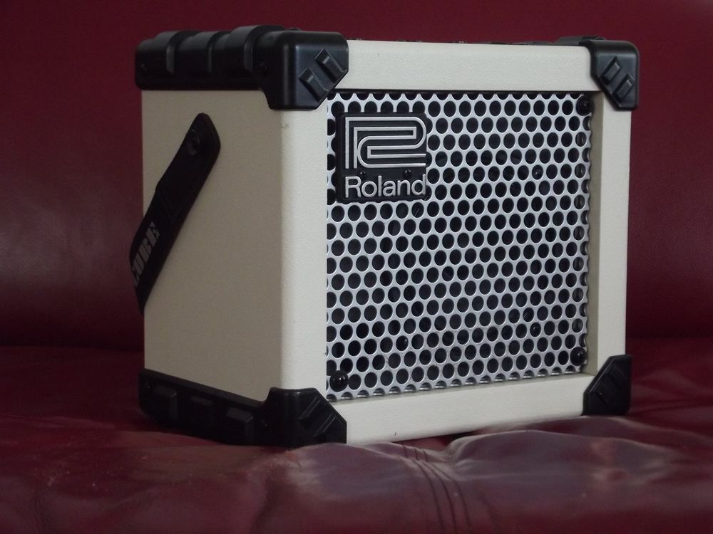 Roland Micro Cube weiss | Kaufen auf Ricardo