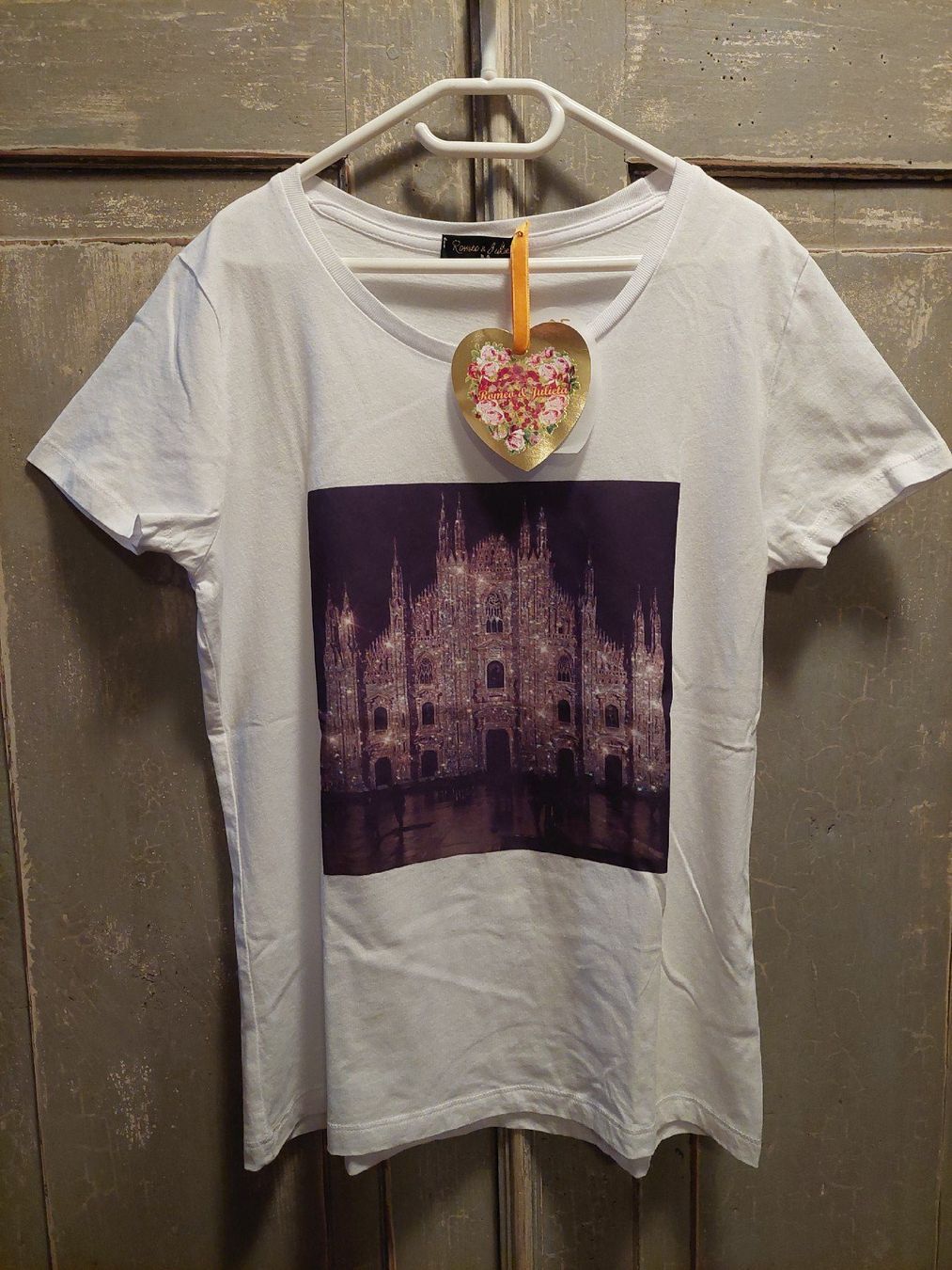 T-shirt: Romeo & Julieta - Clara White 44 M – Nuovo e nell'imballaggio originale da Besenbüren venduto da teluride89