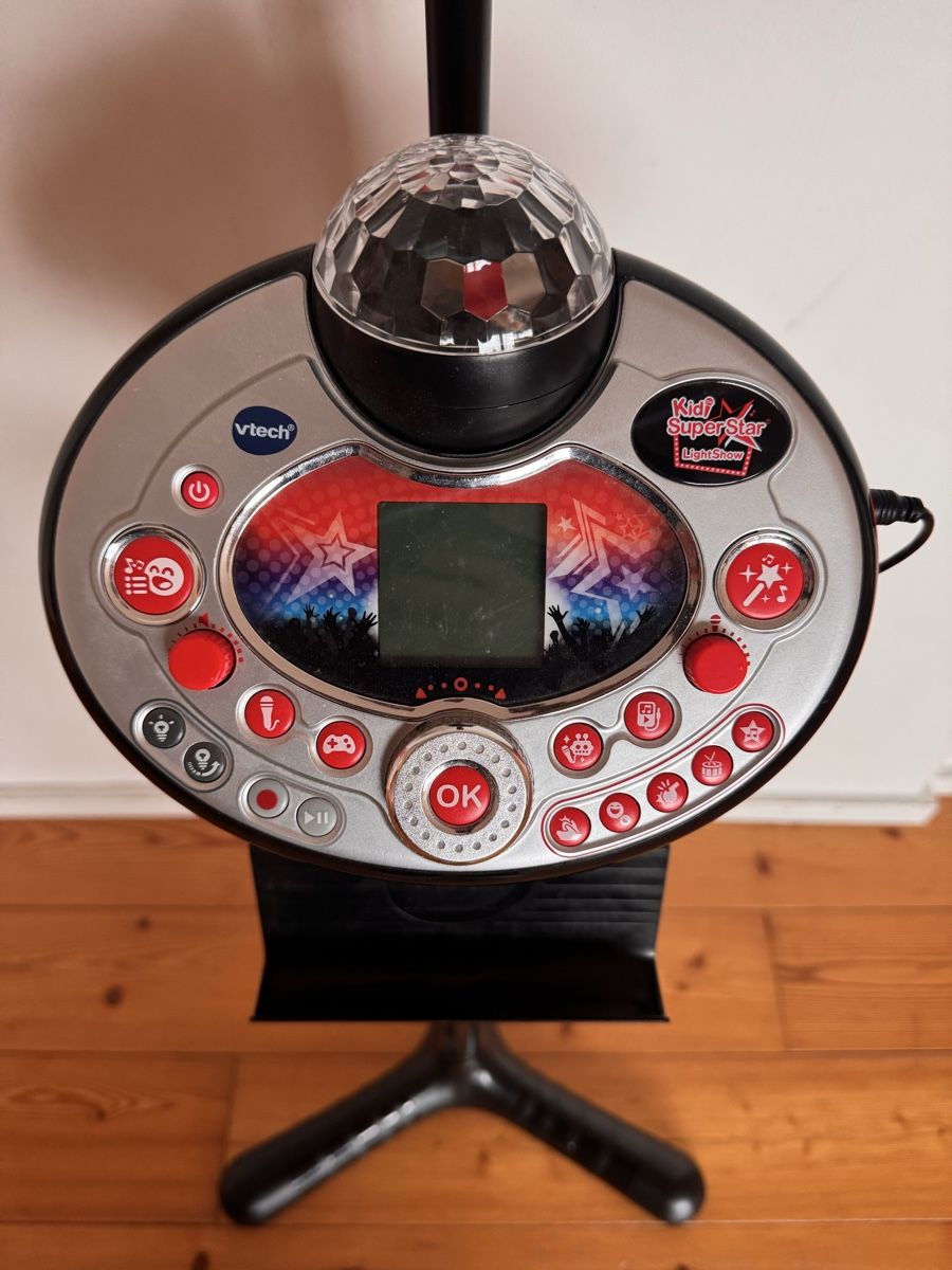 Vtech Spielzeuge: Vtech Kidi Superstar Mikro/Musik/Party – Gebraucht aus Zürich von warioner 1