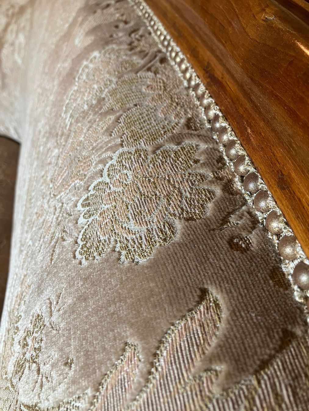 Divani: Antikes Sofa, Louis Philippe, Nussbaum, Velour de Chene – Usato da Bern venduto da MT-10 6