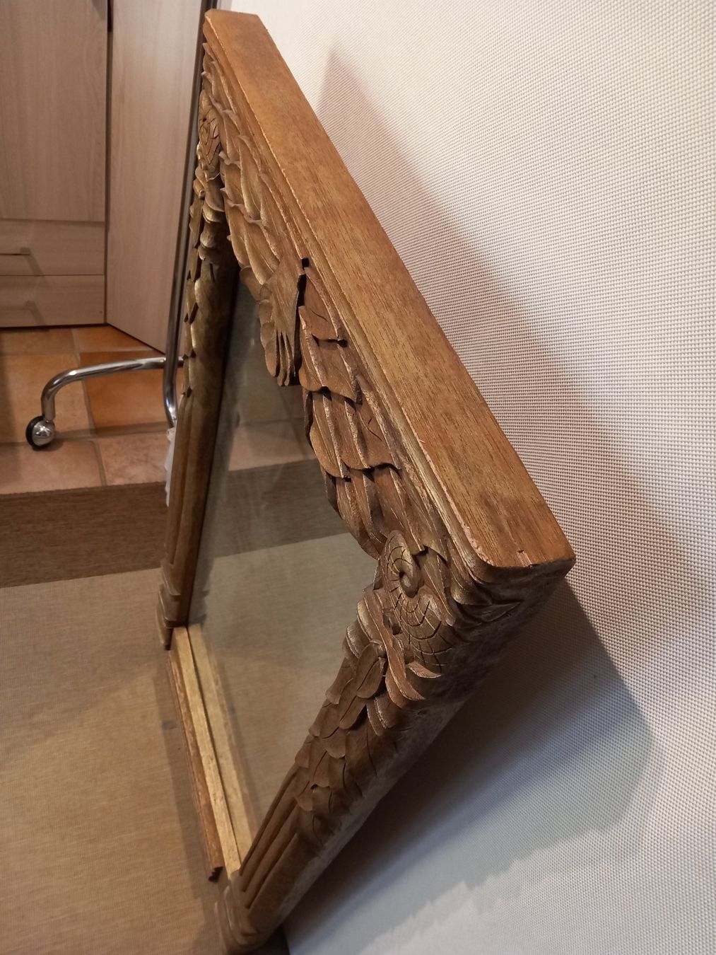 Specchi: Grosser einzigartiger geschnitzter Holzspiegel – Usato da Safnern venduto da Ruggero1 3