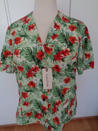 Veste verte à fleurs coton T. 48 et 50