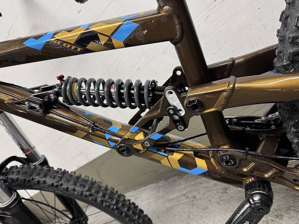 Vélos: Kinder down hill.  – D'occasion à Basel par Geboten 1