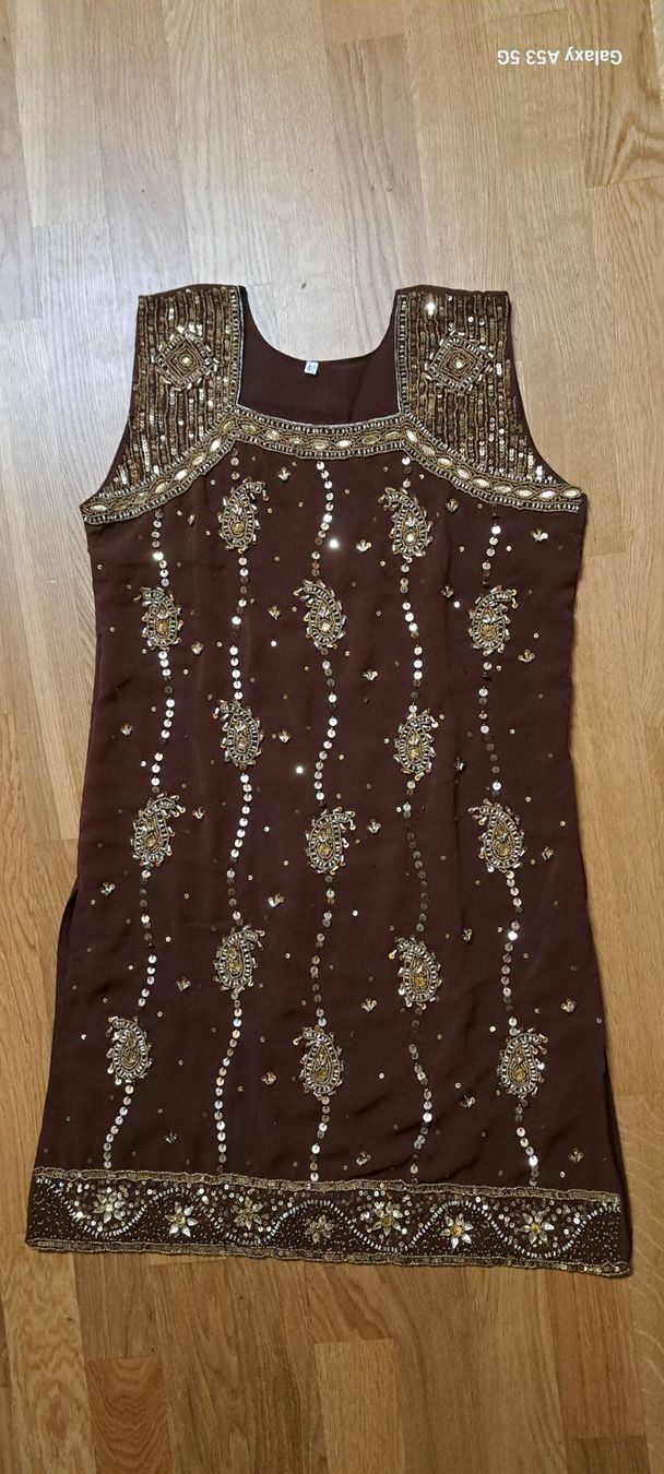 Kleiderpakete: Chudithar set/top/bluse/kleid – Neu (gemäss Beschreibung) aus Bern von mahilini