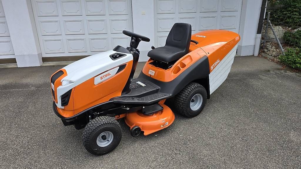 Tondeuses à gazon: Rasentraktor Stihl NP 7400chf – D'occasion à Bronschhofen par Timi.g 9