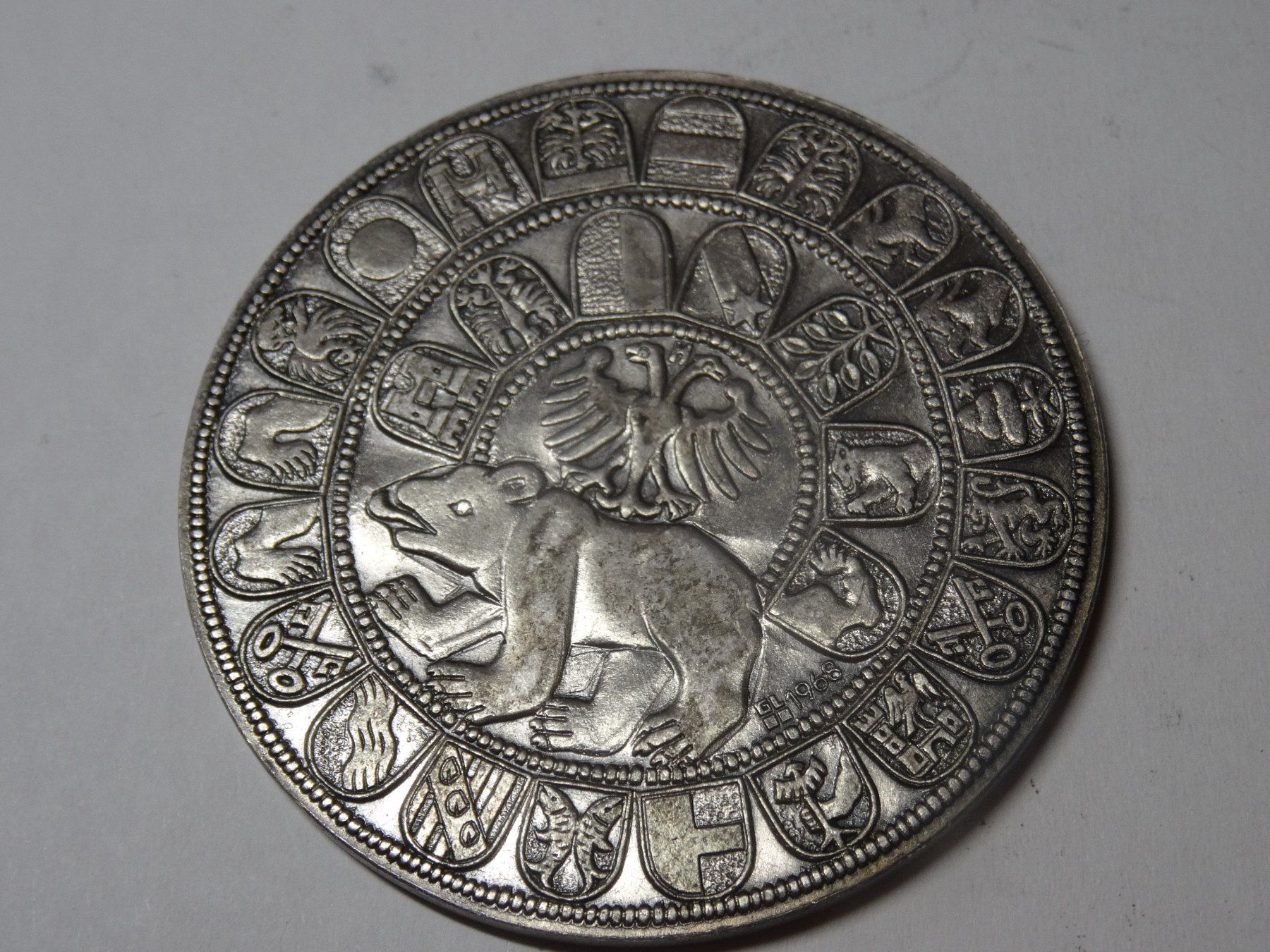 Ancienne Médaille Cyclisme. Argentée. S D U S. 100 KMS
