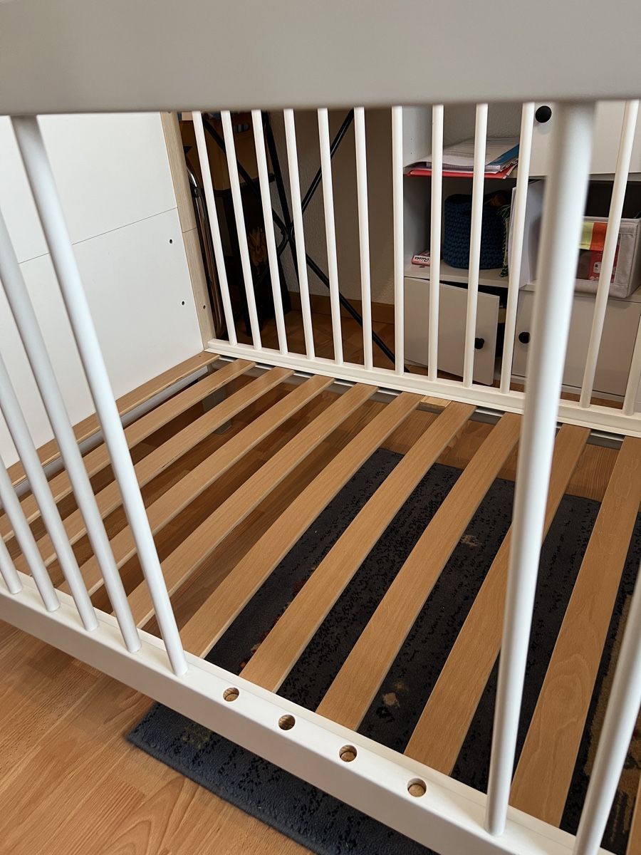 Letti: Mitwachsendes Babybett von Linea vroomshoop – Usato da Näfels venduto da Madresue 5