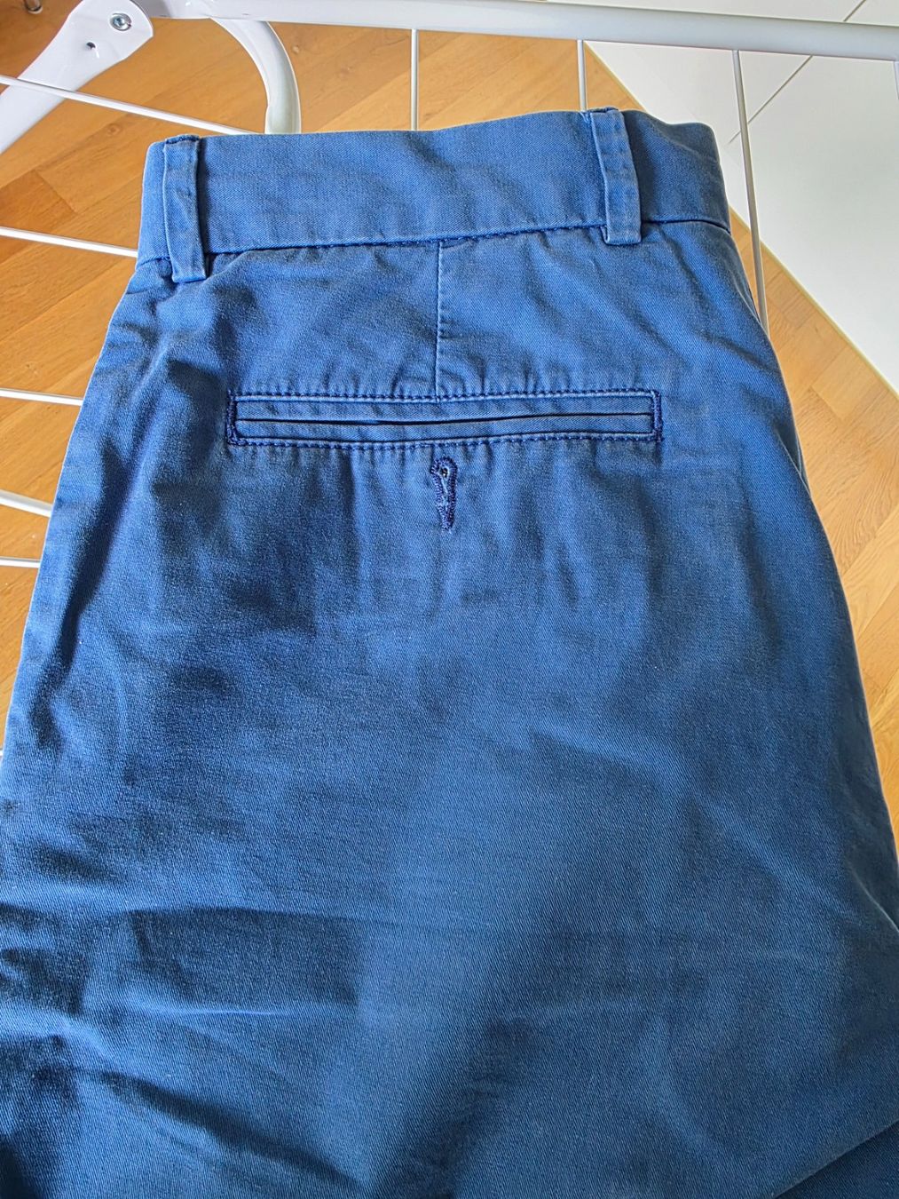 Pantaloni: Hose, hellblau, Grösse 32/32 – Usato da Dietwil venduto da AIRFELDER 3